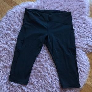 Lululemon cropped pants size 12